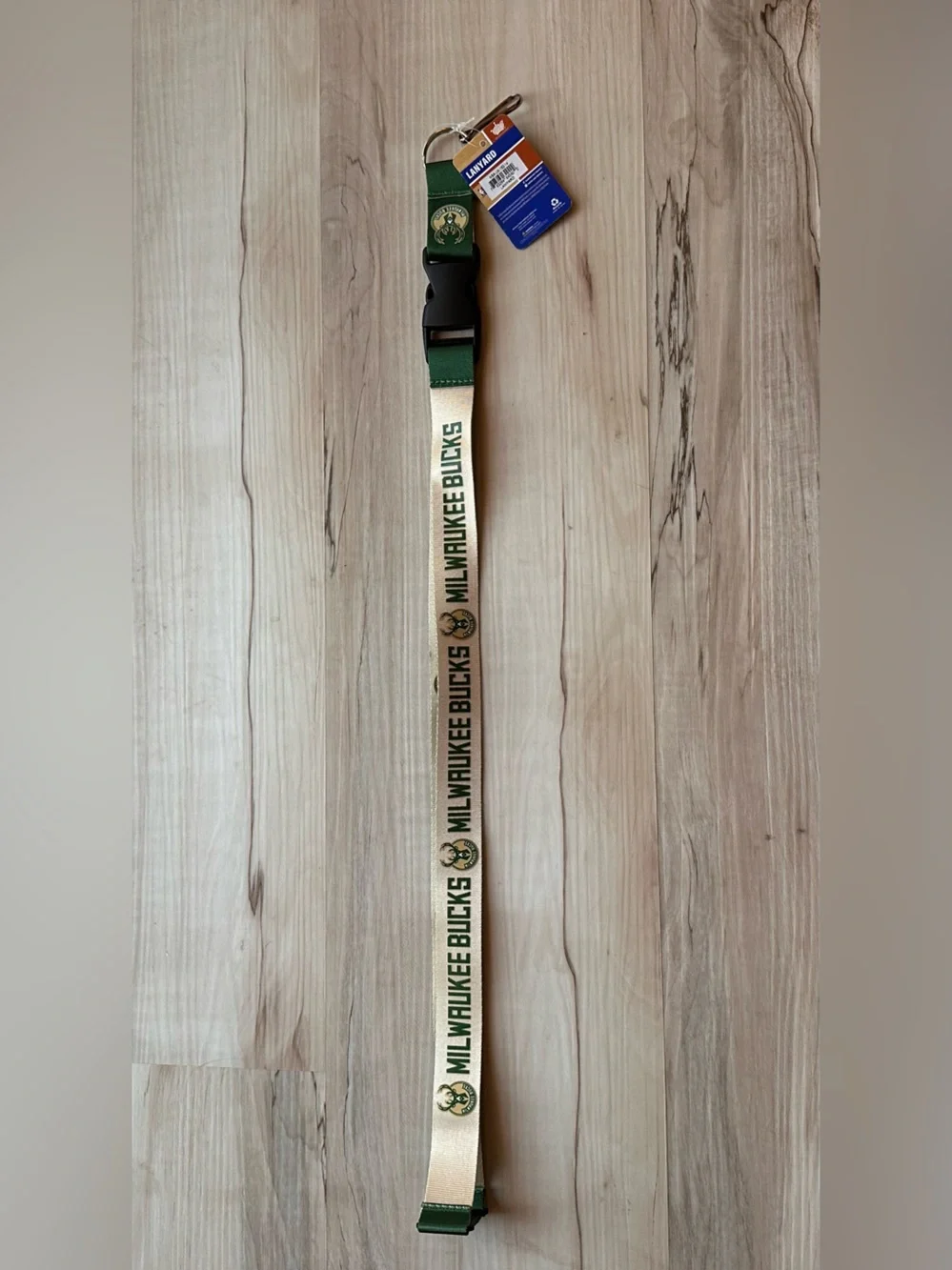 NBA Milwaukee Bucks Green and Cream Lanyard